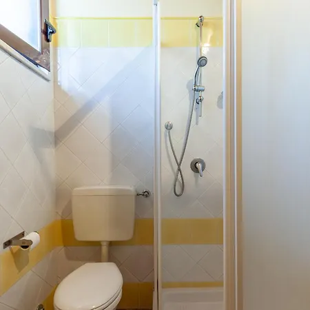 Casina Del Glicine Hébergement de vacances *